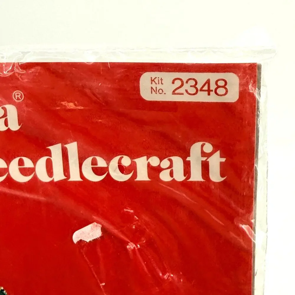 Vtg Bucilla 2348 Christmas Wreath Jeweled Doorknob Ornament Felt Kit Needlecraft
